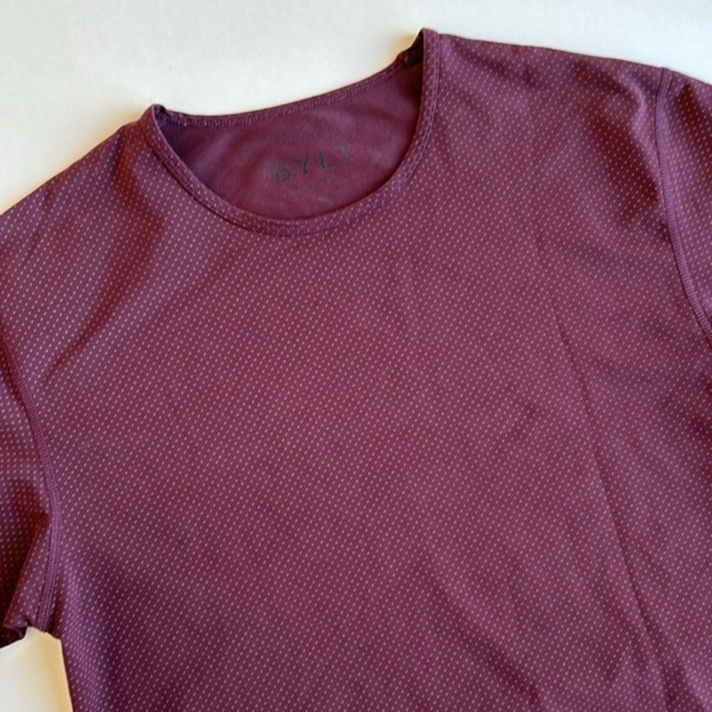 BYLT Drop Cut Burgundy Gray Dot Gym Stretch Short‎ Sleeve Tshirt Mens Size Small